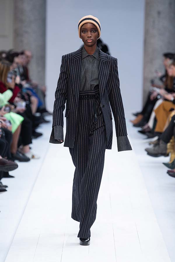 Maxmara Fw20 Runway 004 Max Mara Maxmara Fw20 Runway 004 Max Mara