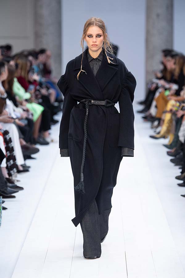 Maxmara Fw20 Runway 009 Max Mara Maxmara Fw20 Runway 009 Max Mara