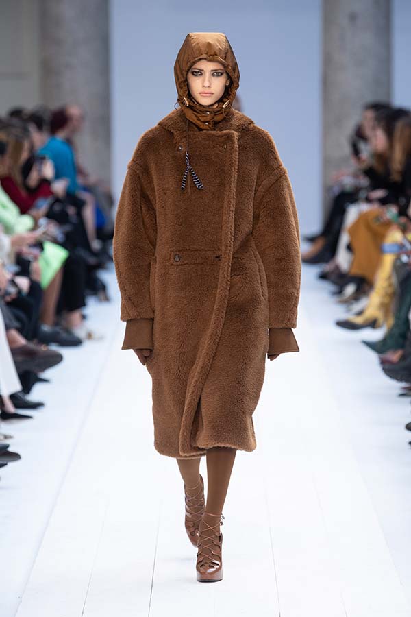Maxmara Fw20 Runway 028 Max Mara Maxmara Fw20 Runway 028 Max Mara