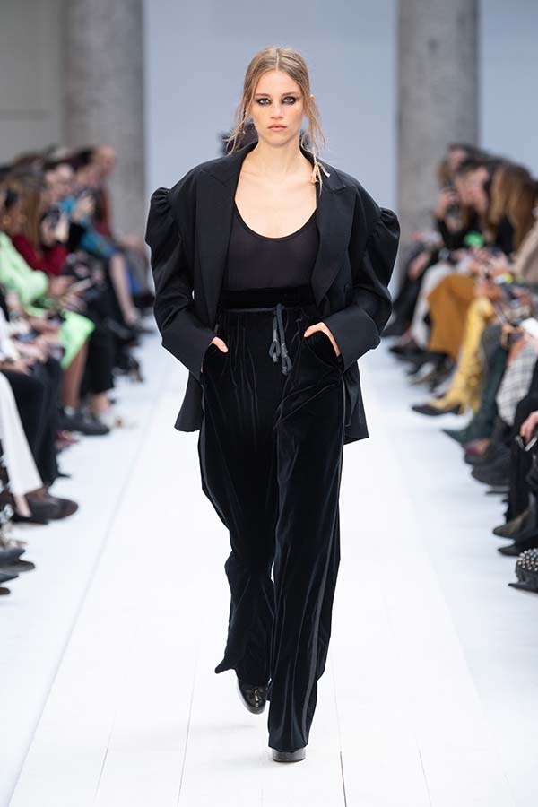 Maxmara Fw20 Runway 043 Max Mara Maxmara Fw20 Runway 043 Max Mara