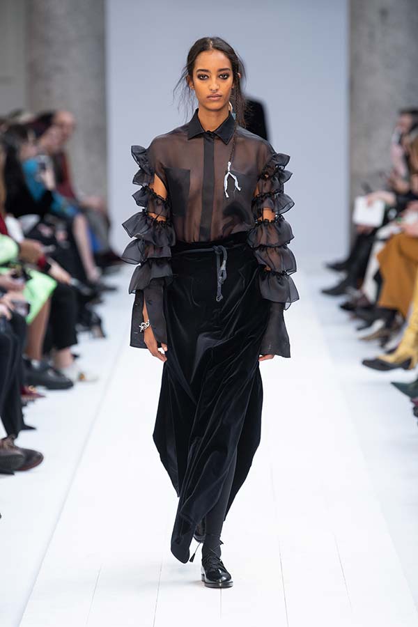 Maxmara Fw20 Runway 044 Max Mara Maxmara Fw20 Runway 044 Max Mara